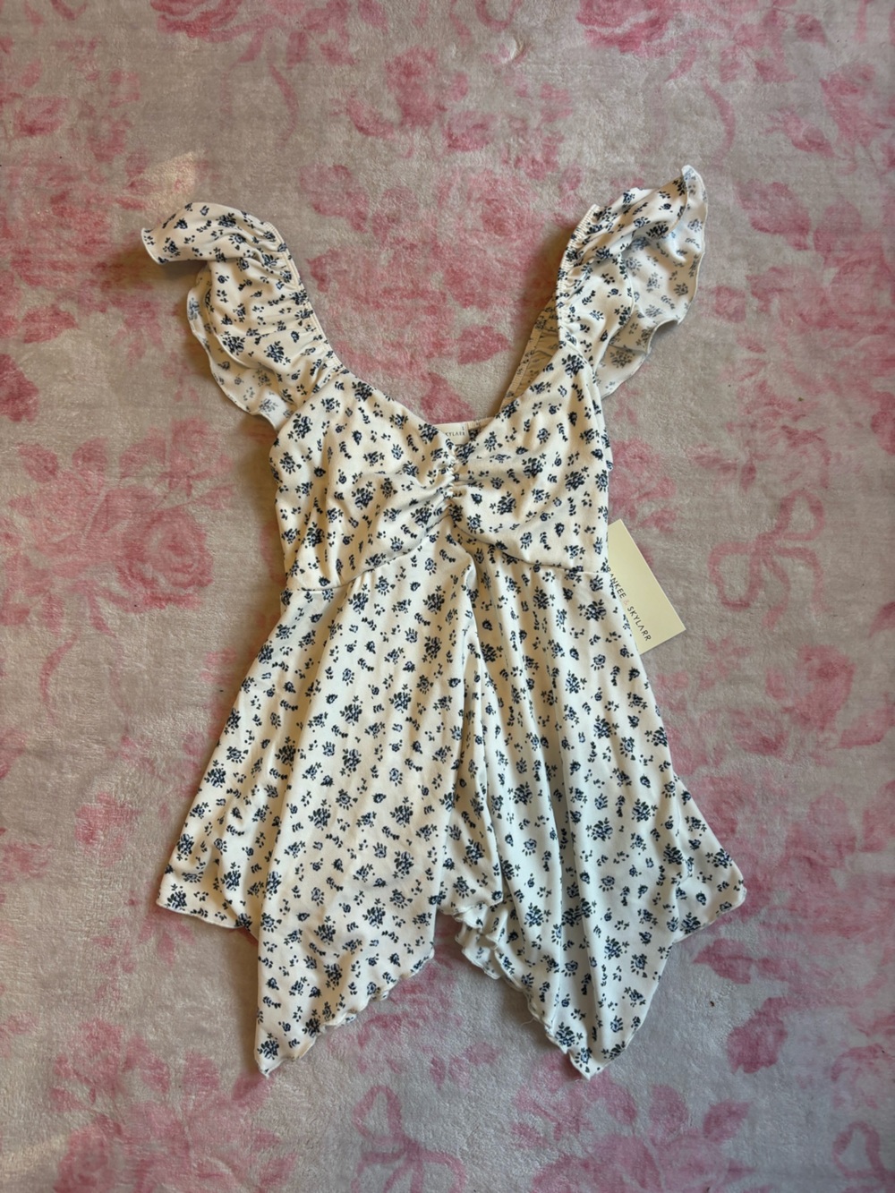Frankee & Skylarr white & blue floral babydoll top